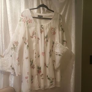 Darling Floral Bell Sleeve